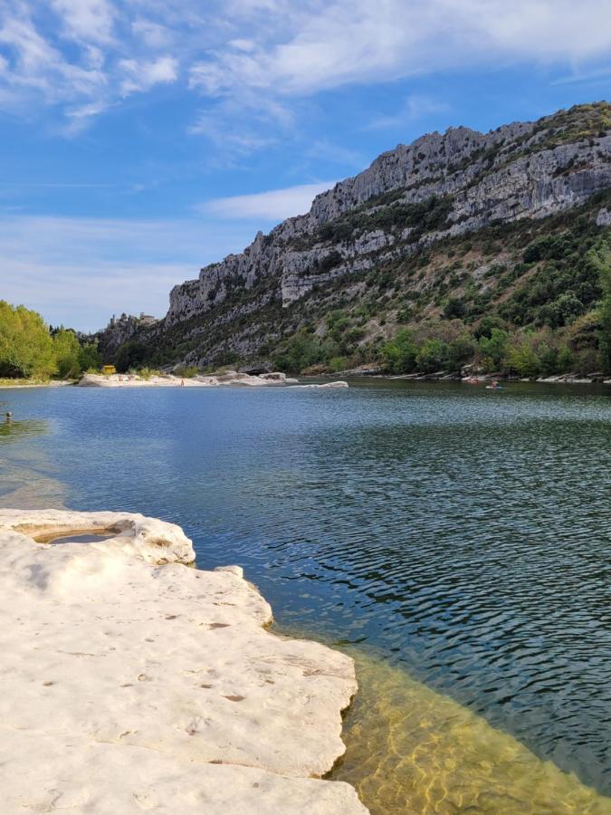 Appartement Tout Equipe En Rez-De-Jardin Entre Gard Et Ardeche Saint-Julien-de-Peyrolas Dış mekan fotoğraf